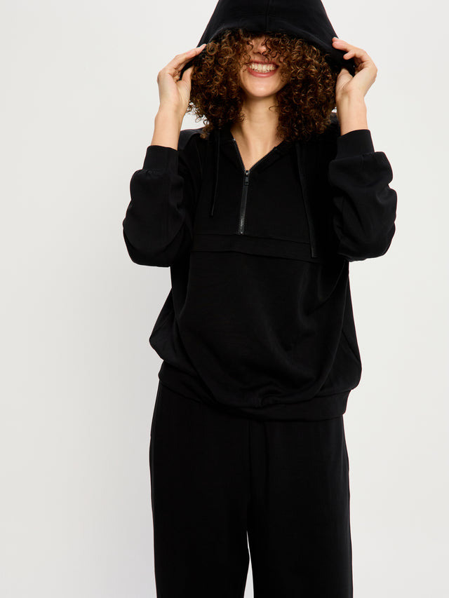 Classic Cut Sweat Black