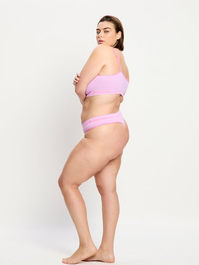 CZTHMWVIOW_MB_Modibodi_Smileyworld_Seamless_Thong_Moisture_Wicking_Violet_Update2-6_Kaitlyn_16-XL.jpg